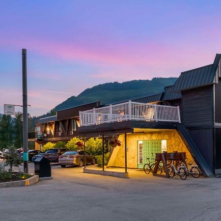 Stoke Hotel Surestay Collection By Best Western Revelstoke Eksteriør bilde
