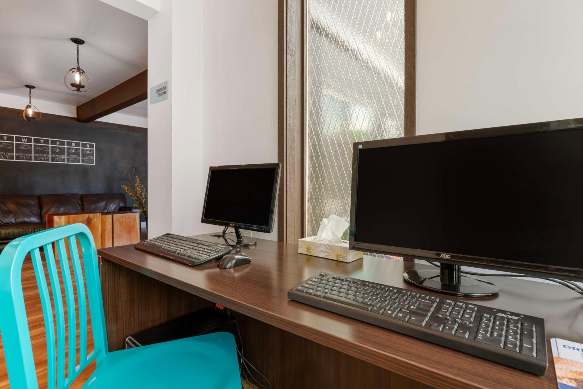 Stoke Hotel Surestay Collection By Best Western Revelstoke Eksteriør bilde