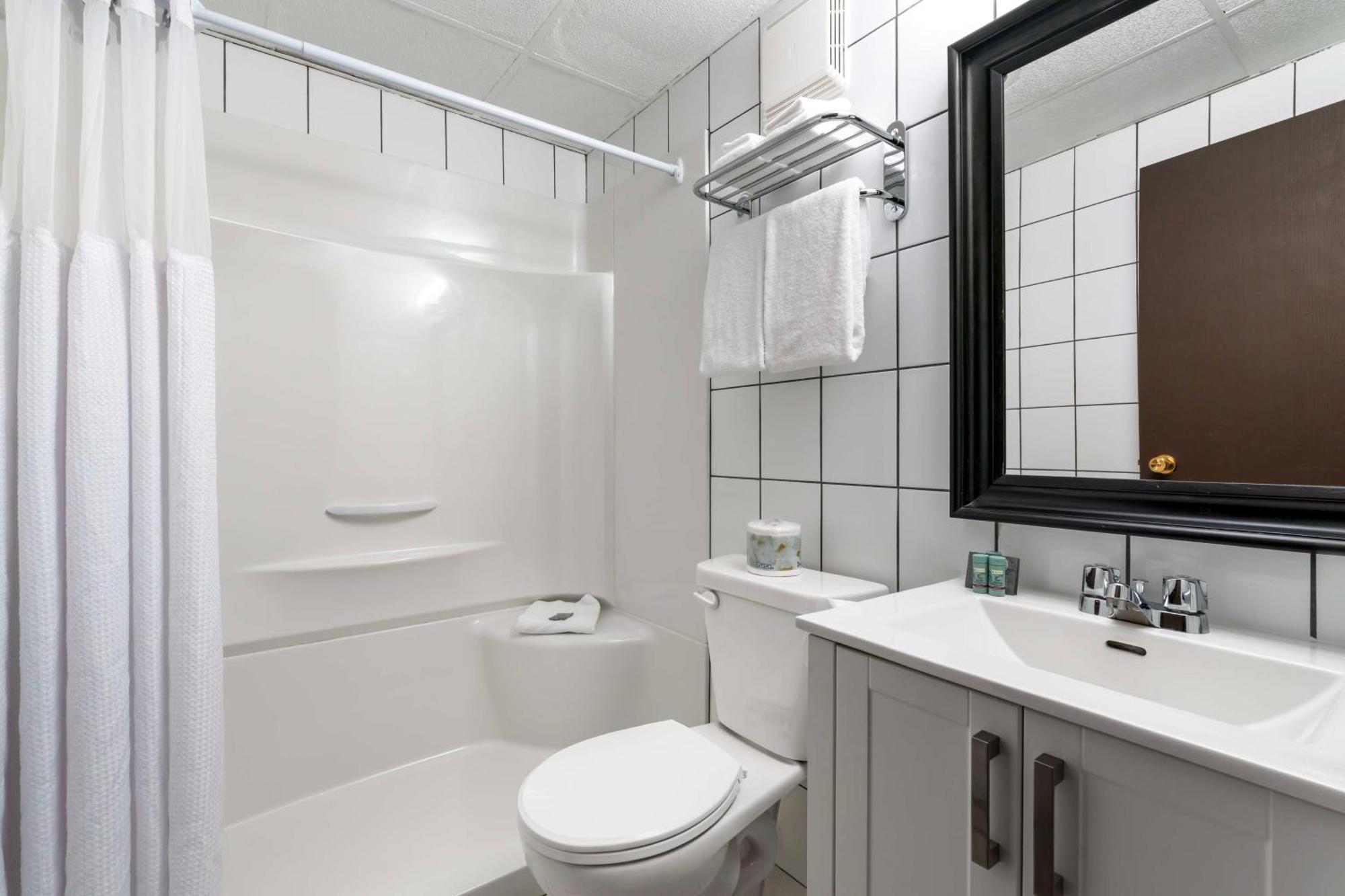 Stoke Hotel Surestay Collection By Best Western Revelstoke Eksteriør bilde